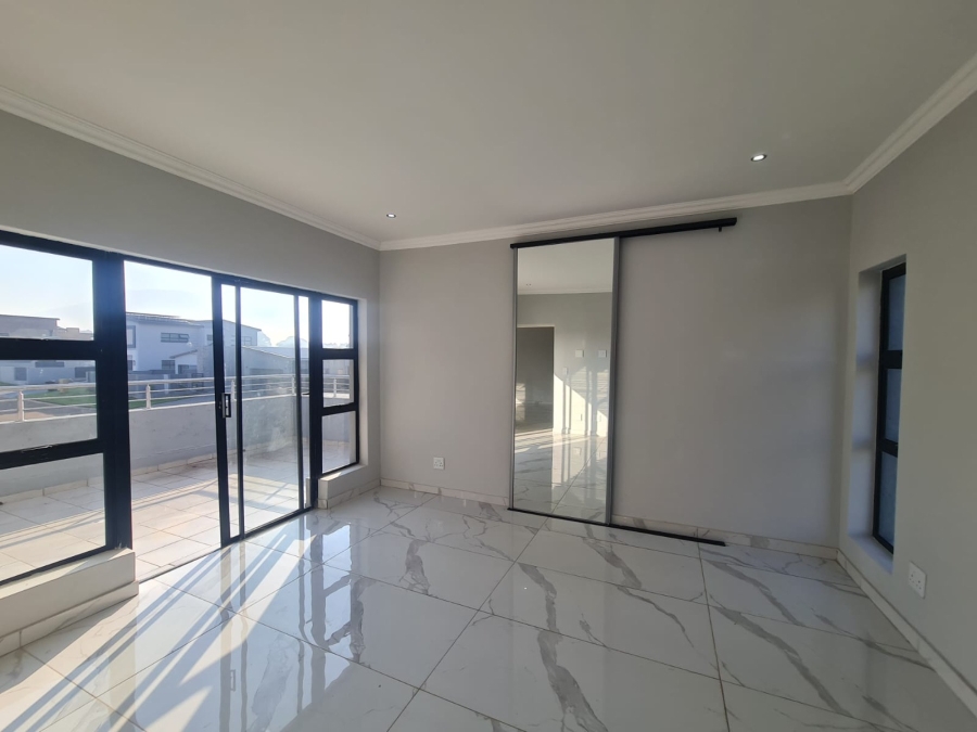 To Let 4 Bedroom Property for Rent in Melodie North West